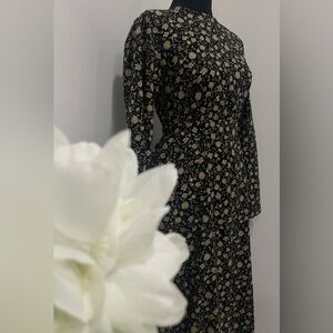 Beautiful Floral Dress- Black
